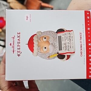 2016 Hallmark Christmas ornament